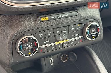 Хетчбек Ford Focus 2020 в Києві фото 25 Хетчбек Ford Focus 2020 в Києві
