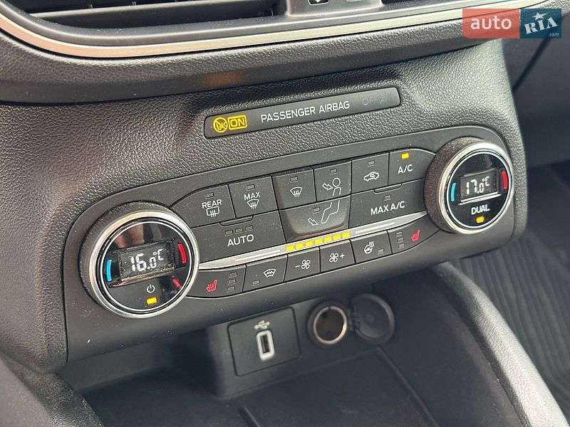 Хетчбек Ford Focus 2020 в Києві фото 25 Хетчбек Ford Focus 2020 в Києві
