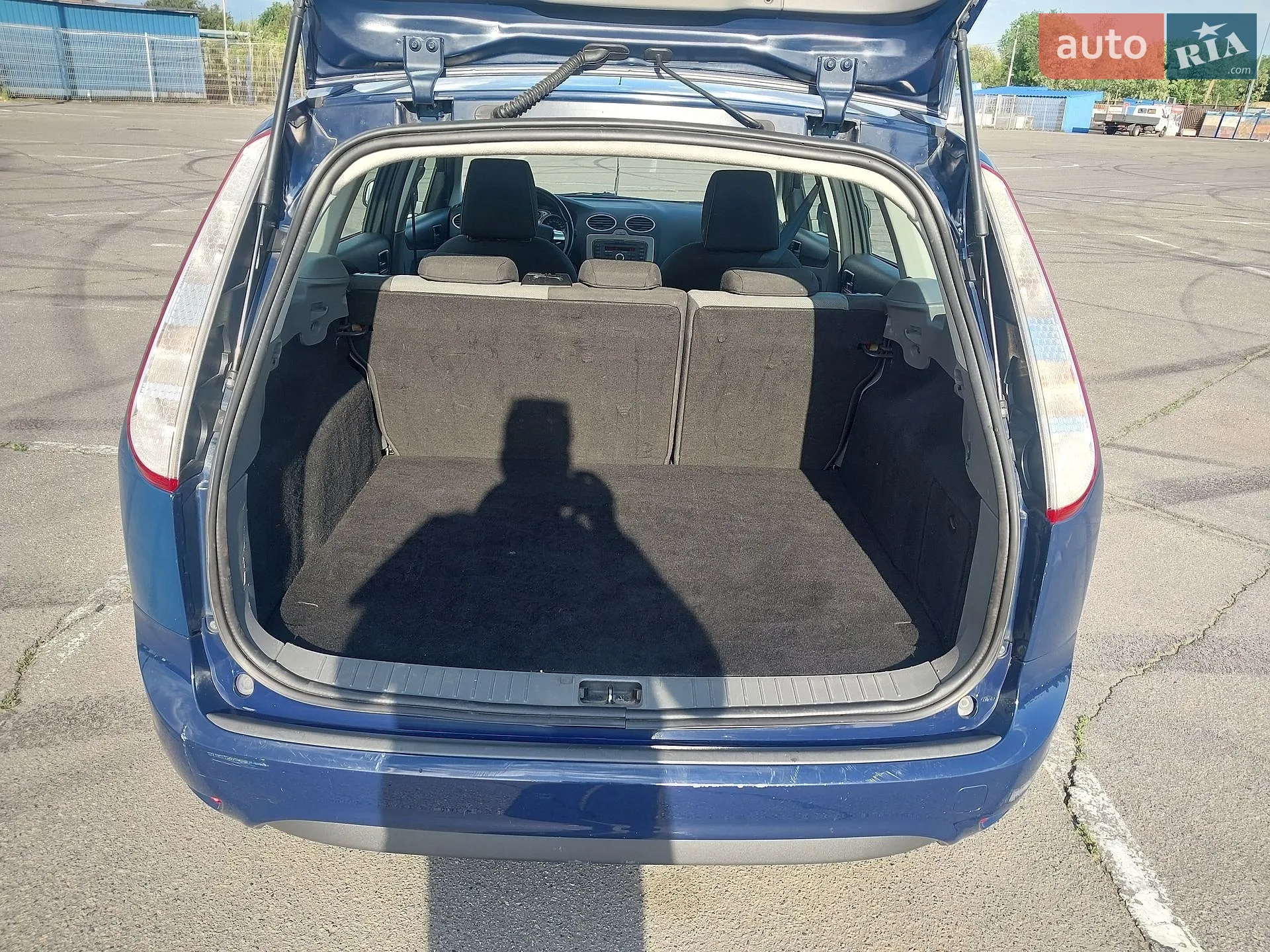 2010 Ford Focus - мініатюра 6