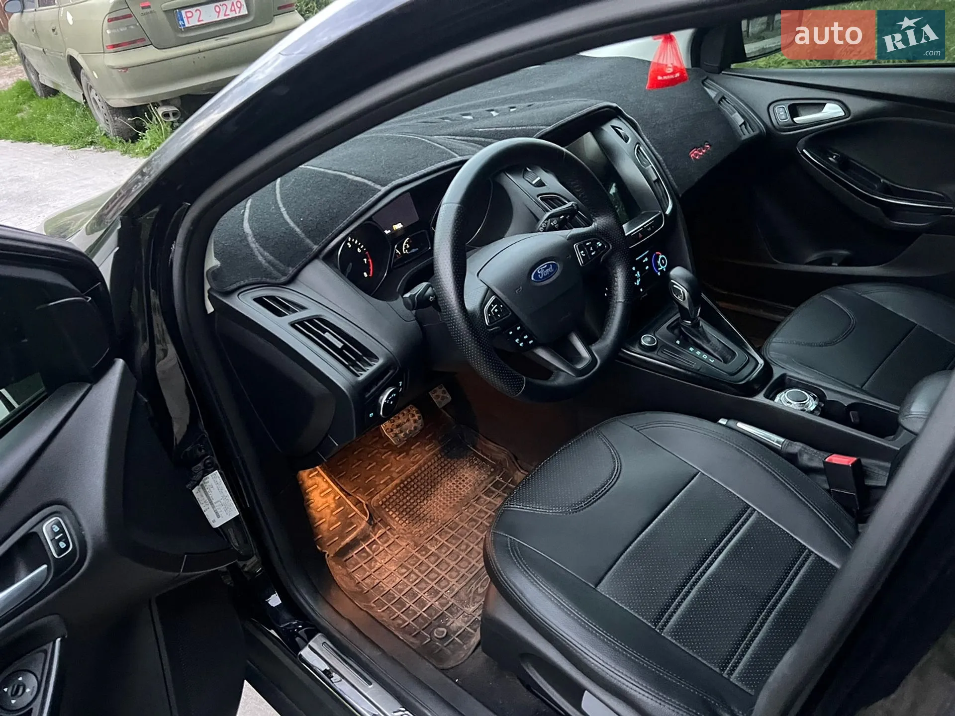 2017 Ford Focus - мініатюра 6