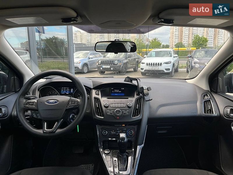 Седан Ford Focus 2015 в Киеве