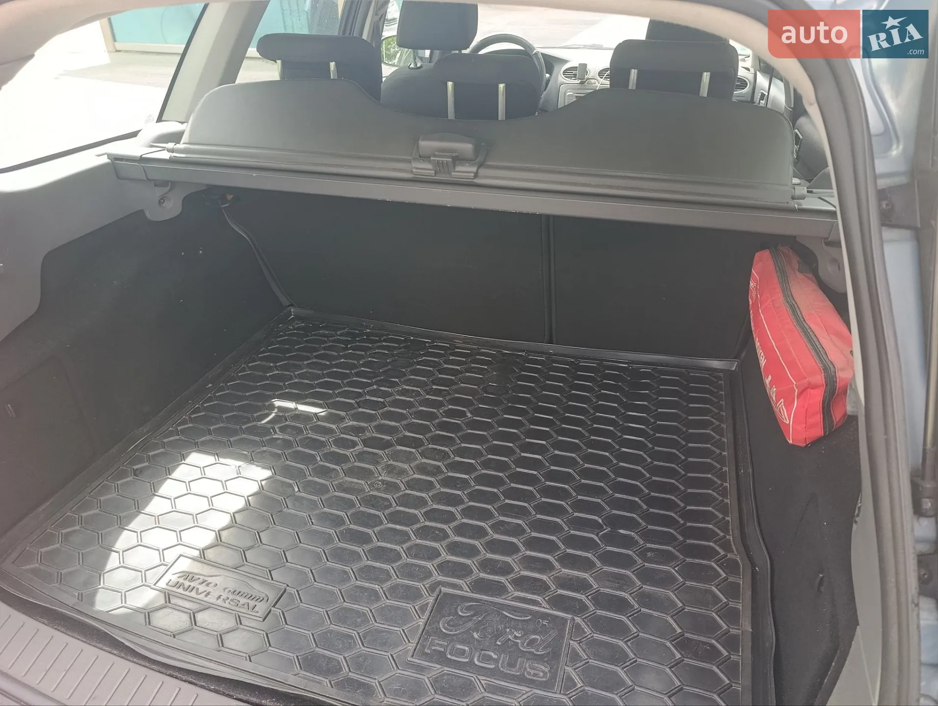 Ford Focus 2009 VIN WF0SXXGCDS9P27491 фото оголошення 3 з 21