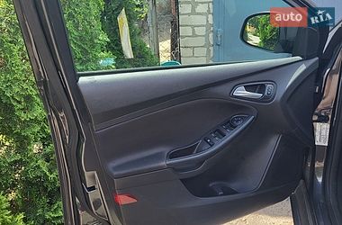 Хэтчбек Ford Focus 2017 в Днепре