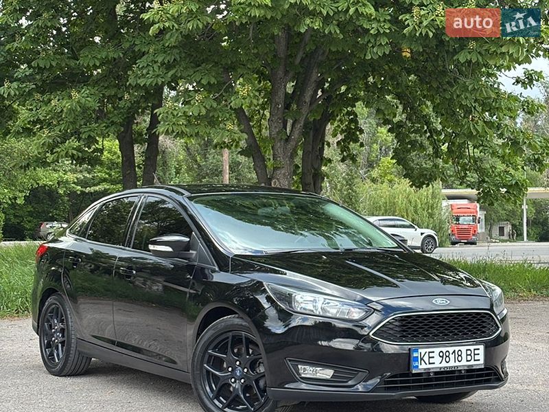 Седан Ford Focus 2015 в Днепре