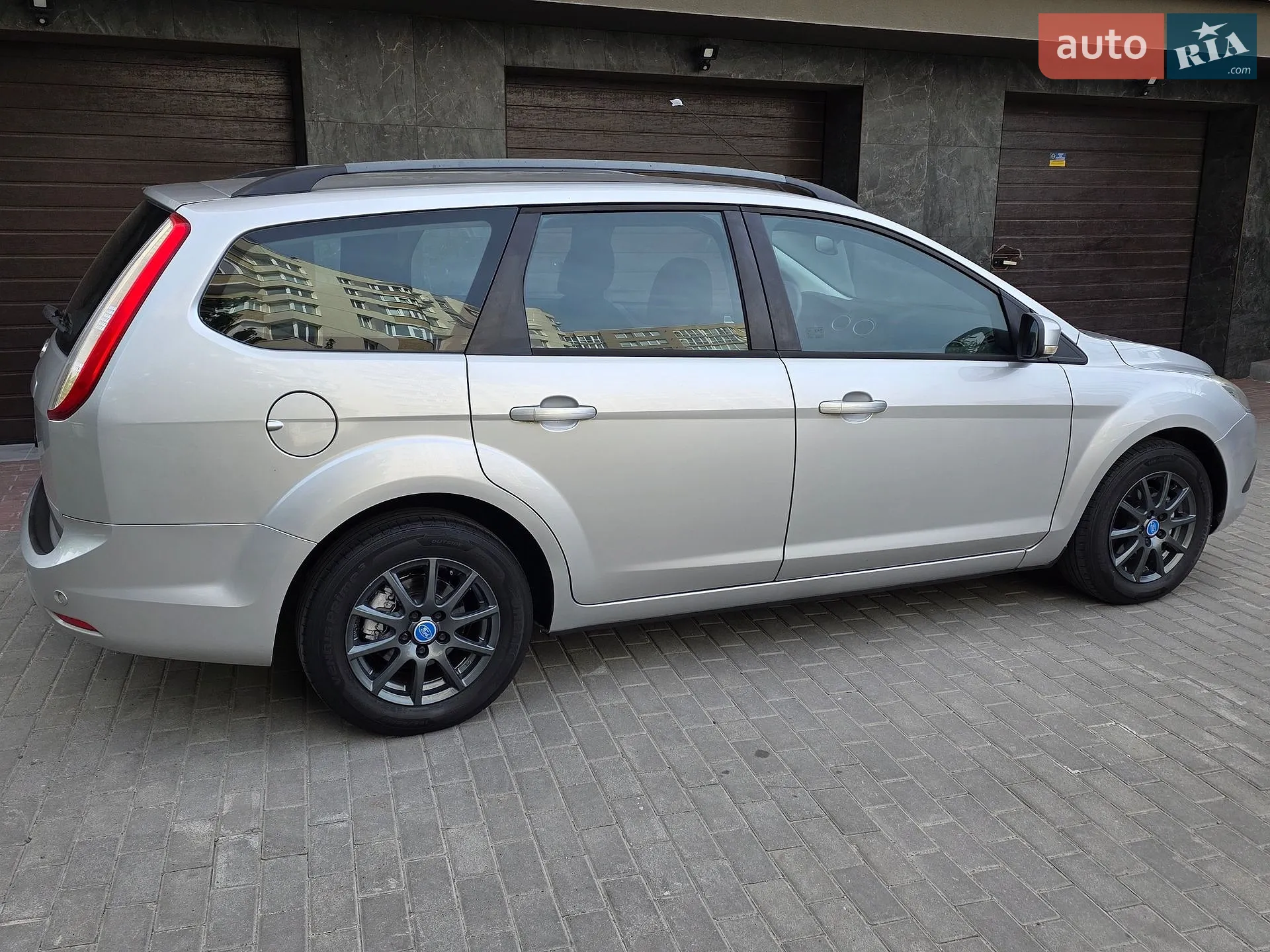 2010 Ford Focus - мініатюра 6
