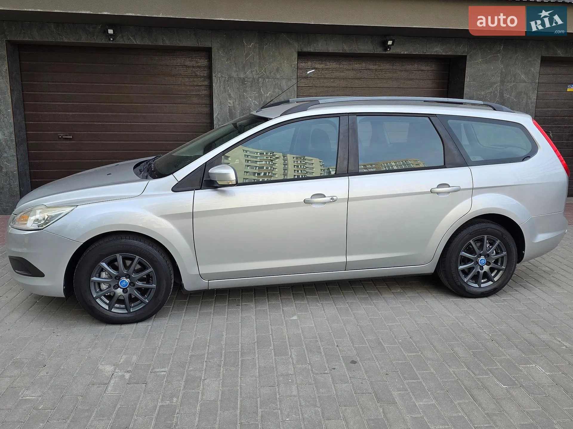 2010 Ford Focus - мініатюра 13