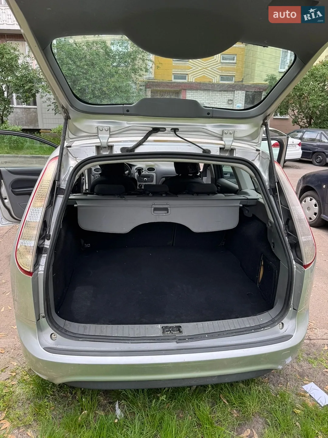 2010 Ford Focus - мініатюра 5