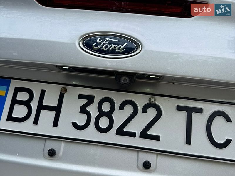 Седан Ford Focus 2015 в Одесі