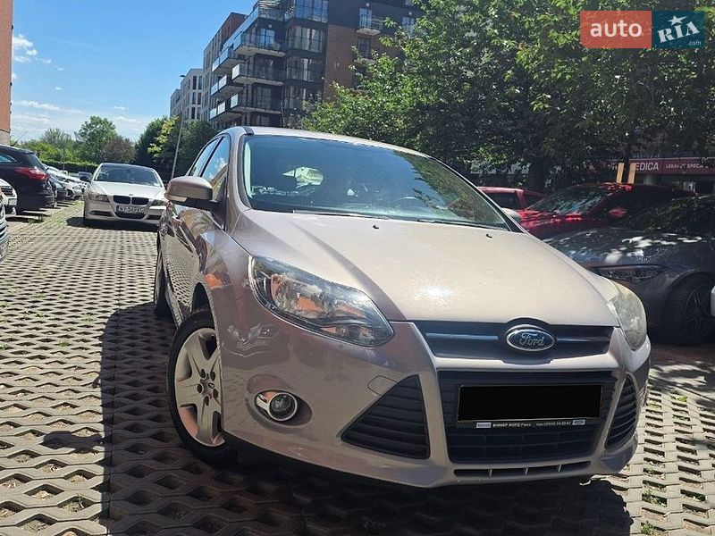 Хэтчбек Ford Focus 2013 в Луцке