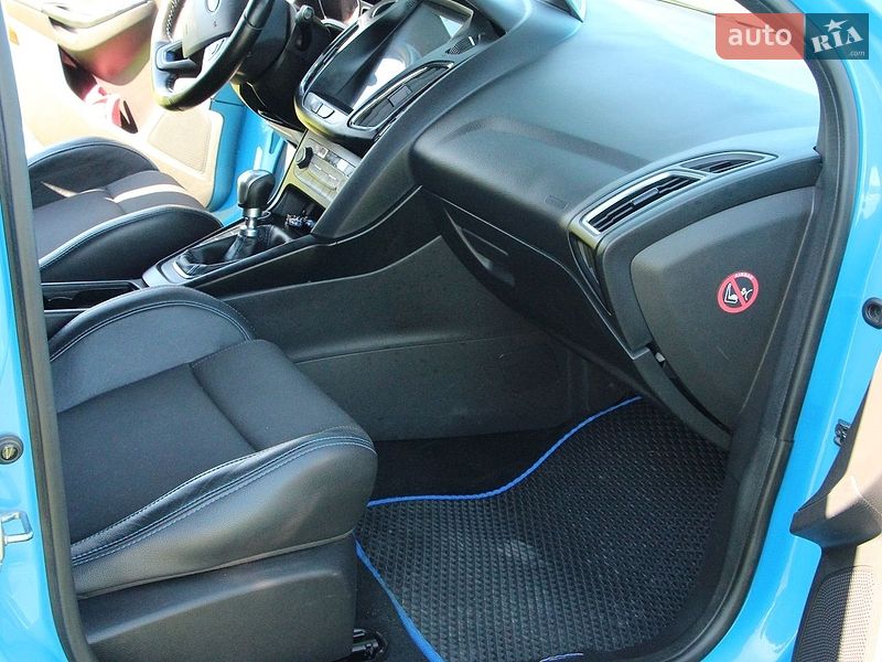 Хетчбек Ford Focus 2016 в Вендичанах