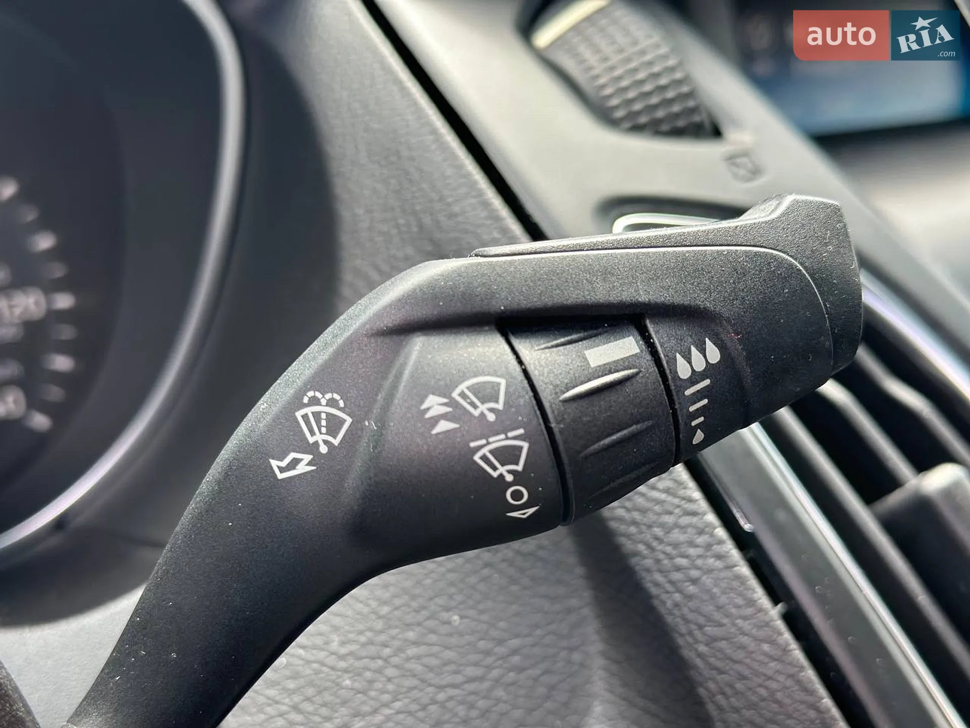 2015 Ford Focus - мініатюра 22