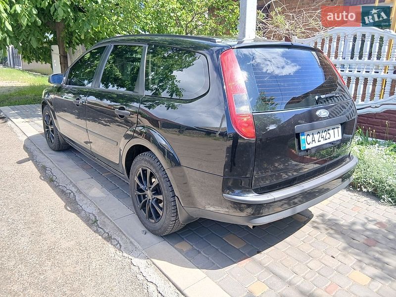 Универсал Ford Focus 2006 в Первомайске