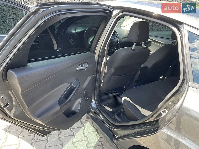 Хетчбек Ford Focus 2017 в Житомирі фото 10 Хетчбек Ford Focus 2017 в Житомирі