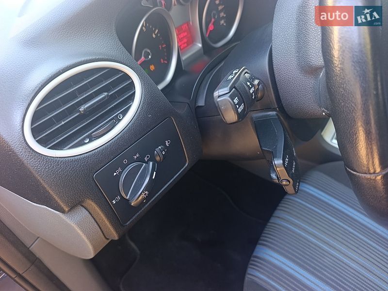 Хетчбек Ford Focus 2008 в Хмельницькому