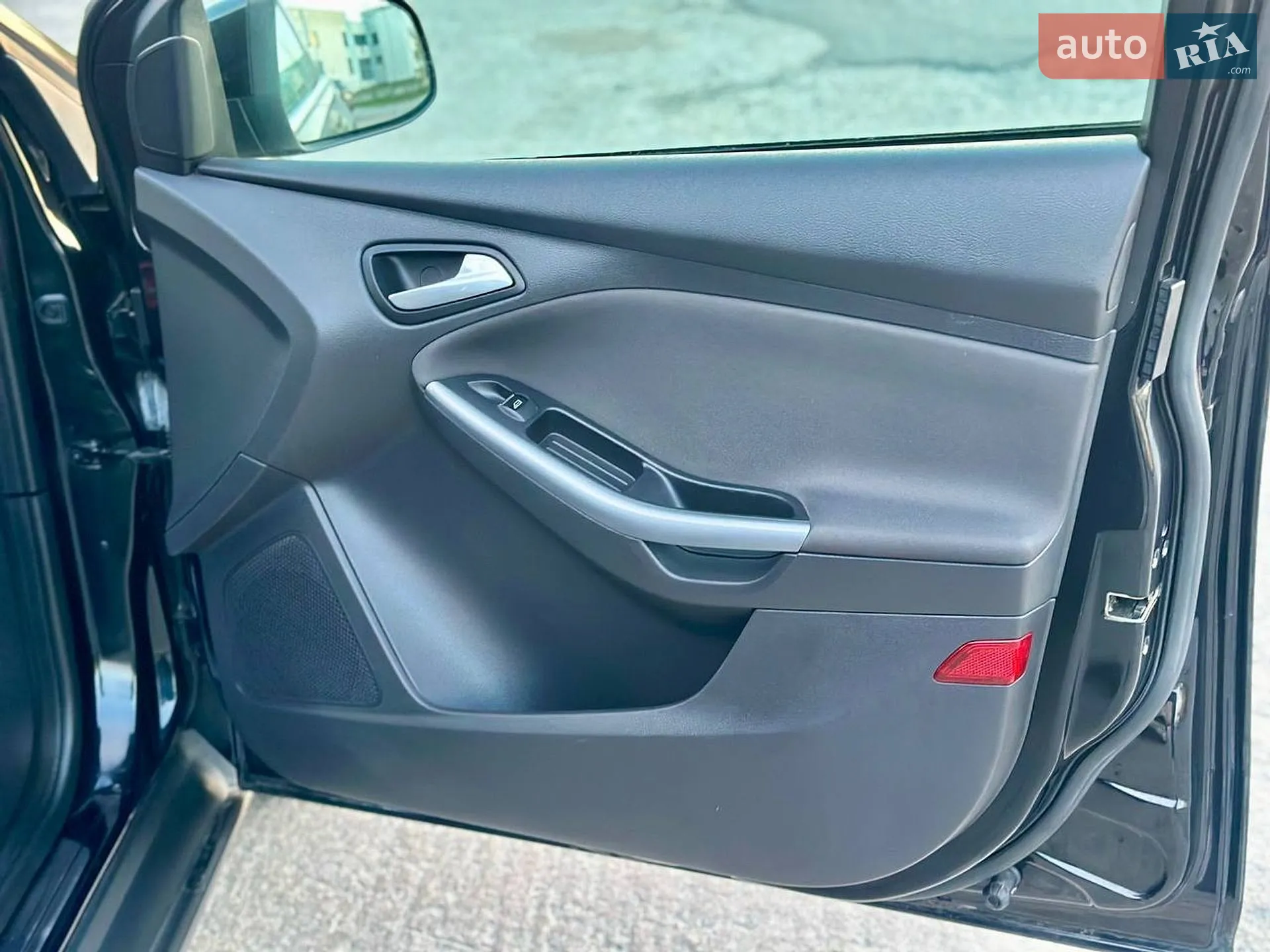 2011 Ford Focus - мініатюра 26