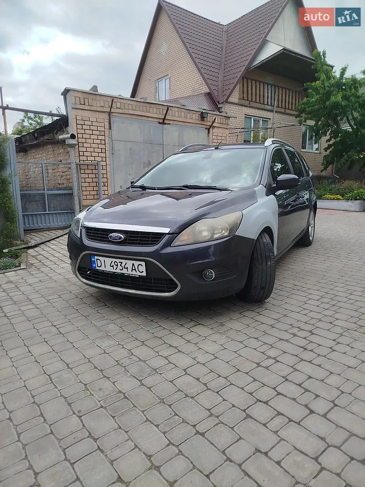 2011 Ford Focus - мініатюра 11