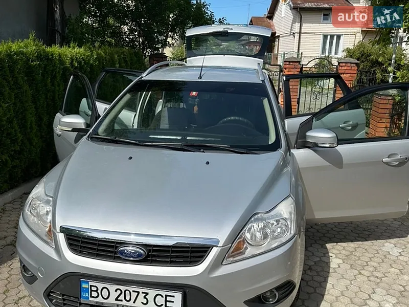 Ford Focus 2010 VIN WF0SXXGCDSAB24008 фото оголошення 9 з 61