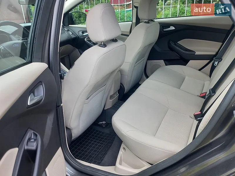 Ford Focus 2015 VIN 1FADP3F26FL286277 фото оголошення 5 з 69