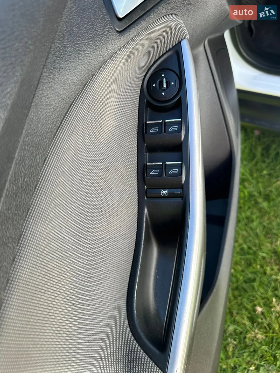 2019 Toyota Land Cruiser - мініатюра 25