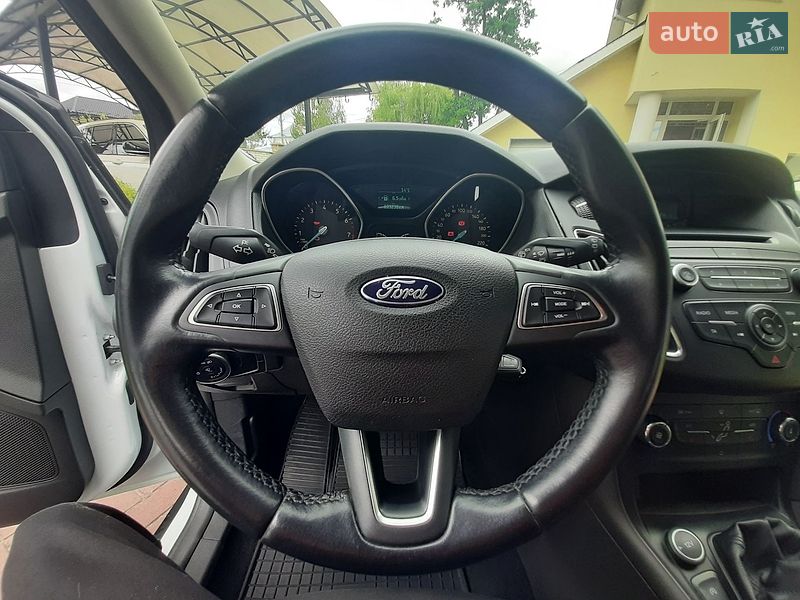Хэтчбек Ford Focus 2015 в Житомире фото 27 Хэтчбек Ford Focus 2015 в Житомире