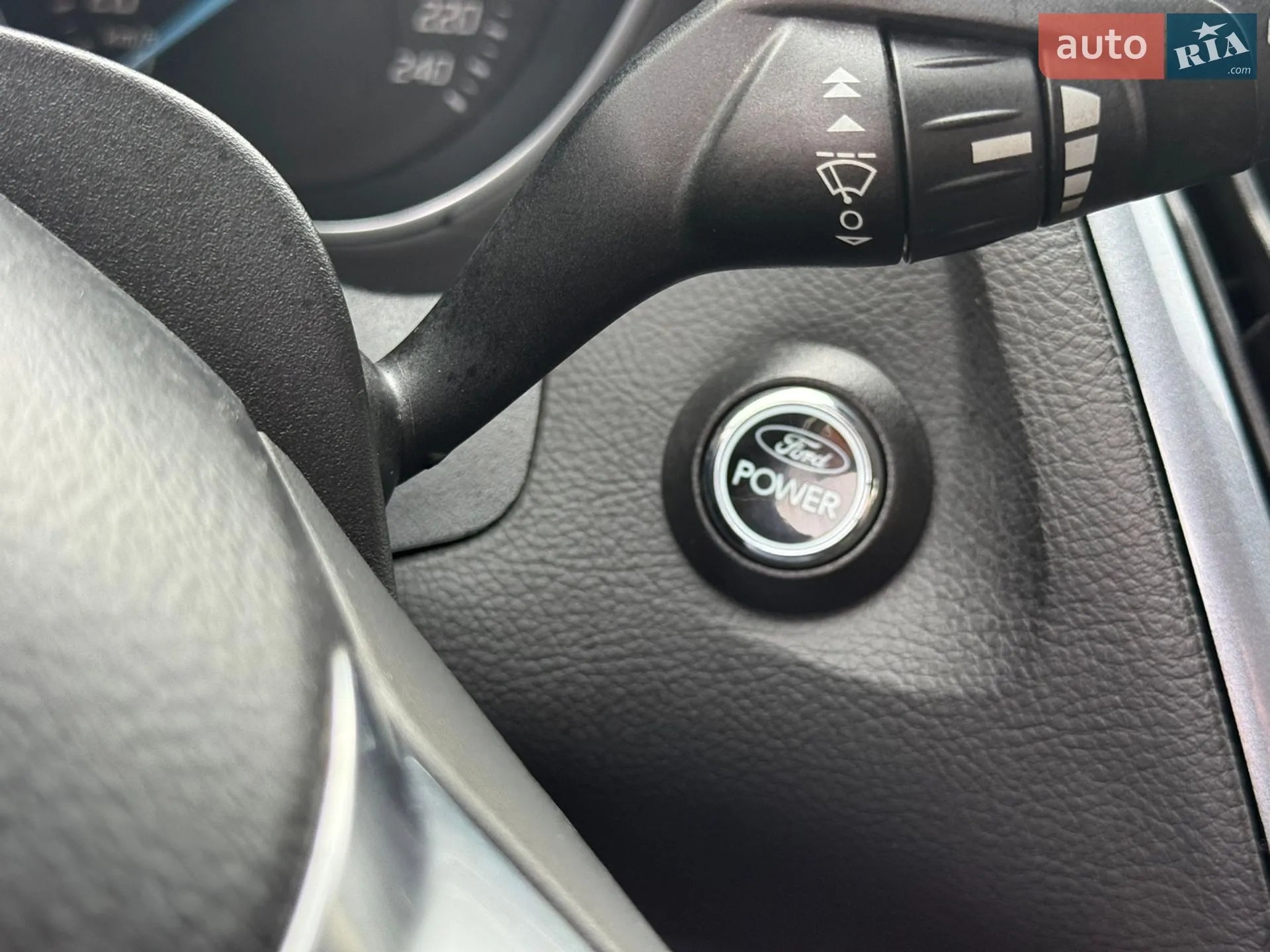 2012 Ford Focus - мініатюра 92