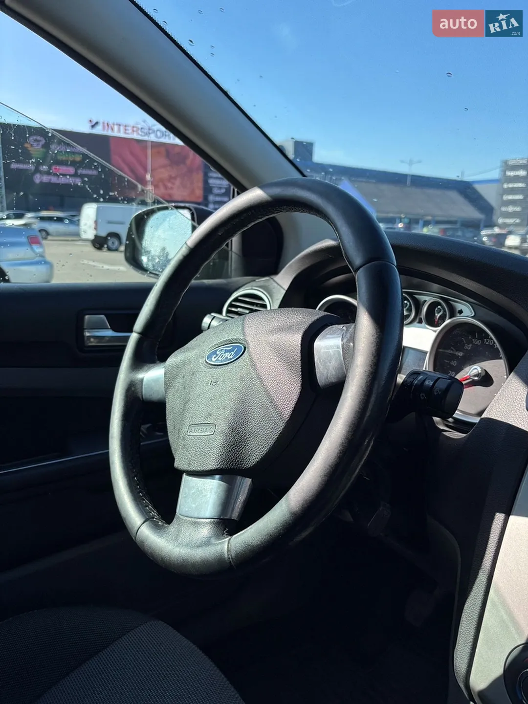2010 Ford Focus - мініатюра 5