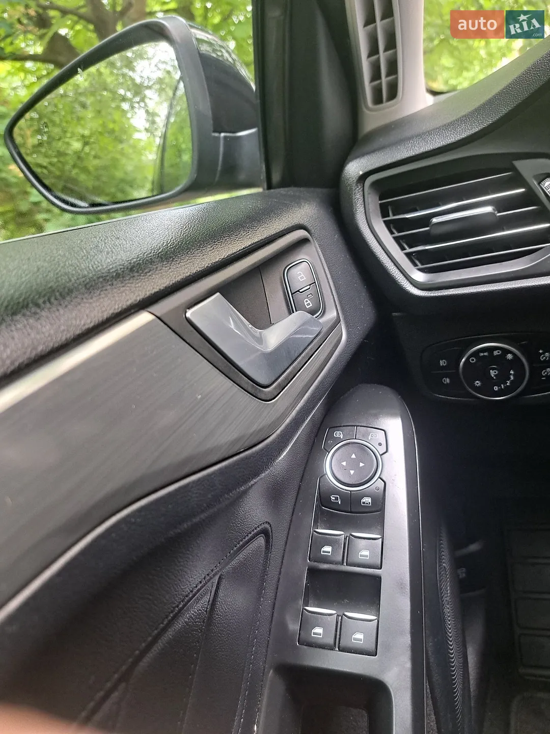 2020 Ford Focus - мініатюра 22