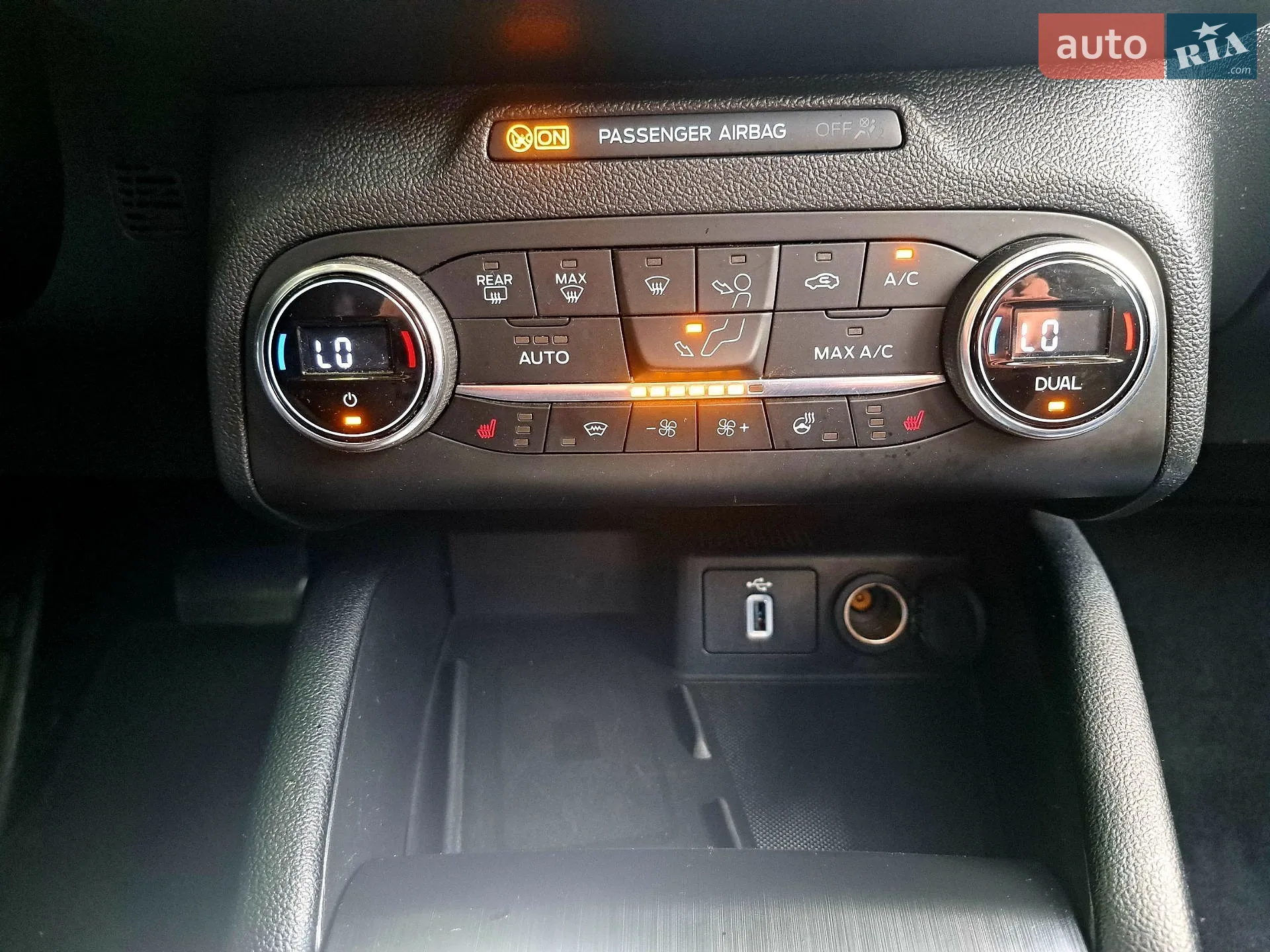 2020 Ford Focus - мініатюра 31