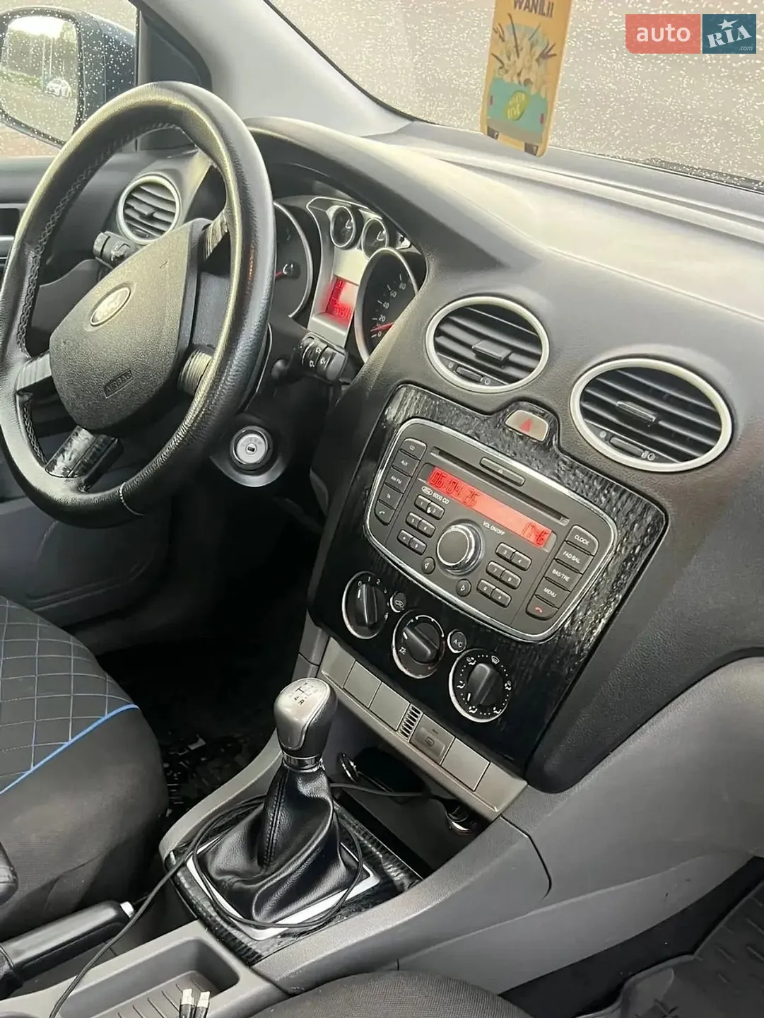 2010 Ford Focus - мініатюра 6