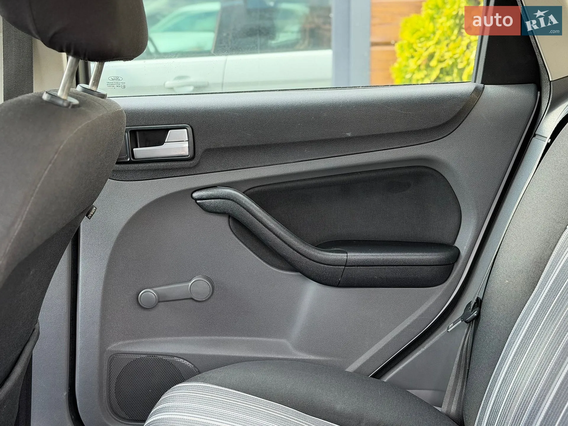 2010 Ford Focus - мініатюра 35