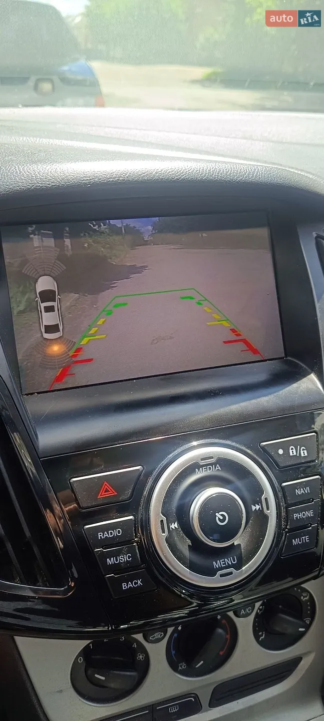 2012 Ford Focus - мініатюра 18
