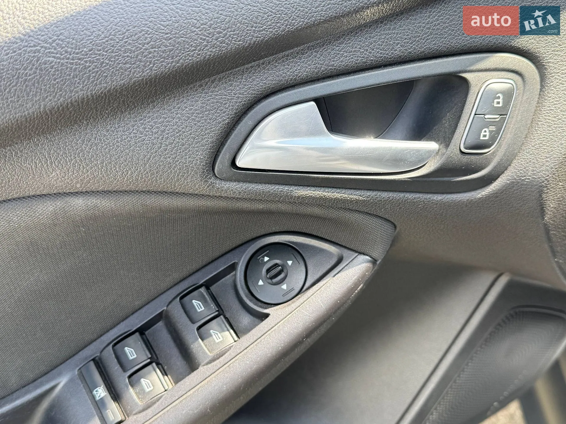 2015 Ford Focus - мініатюра 15