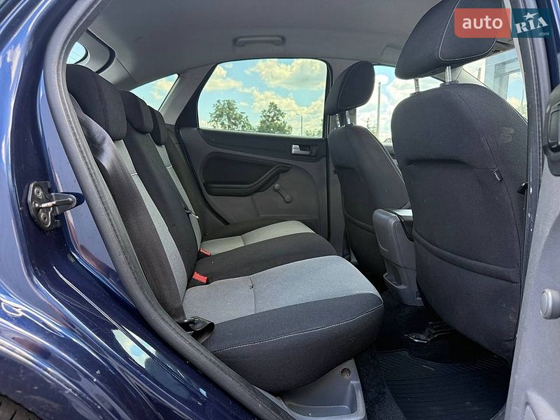 Хэтчбек Ford Focus 2011 в Киеве