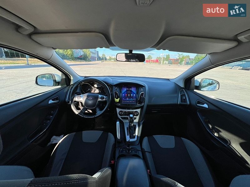 Хэтчбек Ford Focus 2013 в Киеве