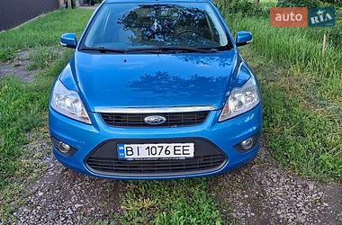 Хэтчбек Ford Focus 2010 в Полтаве