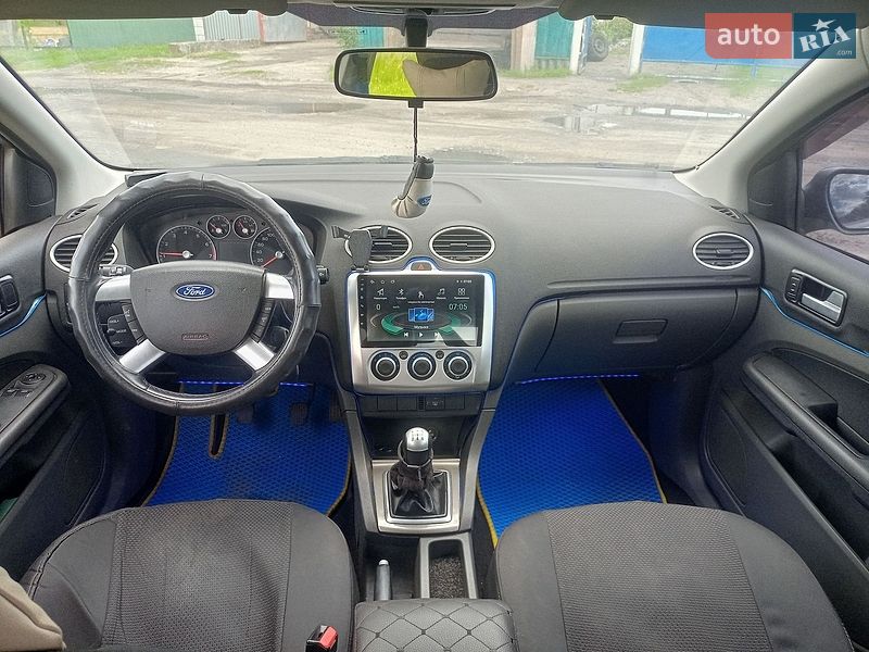 Седан Ford Focus 2006 в Зіньківі