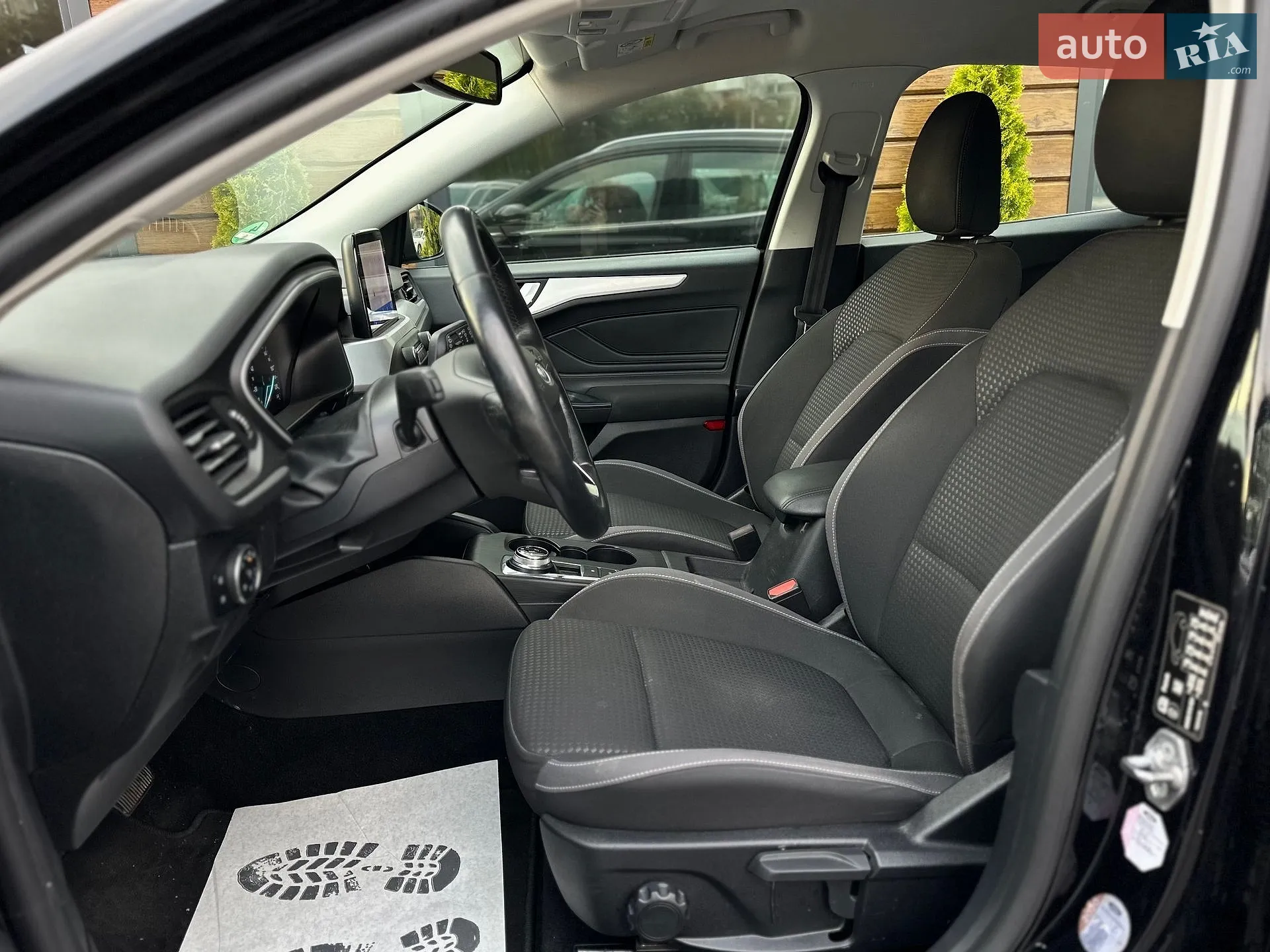 2020 Ford Focus - мініатюра 28