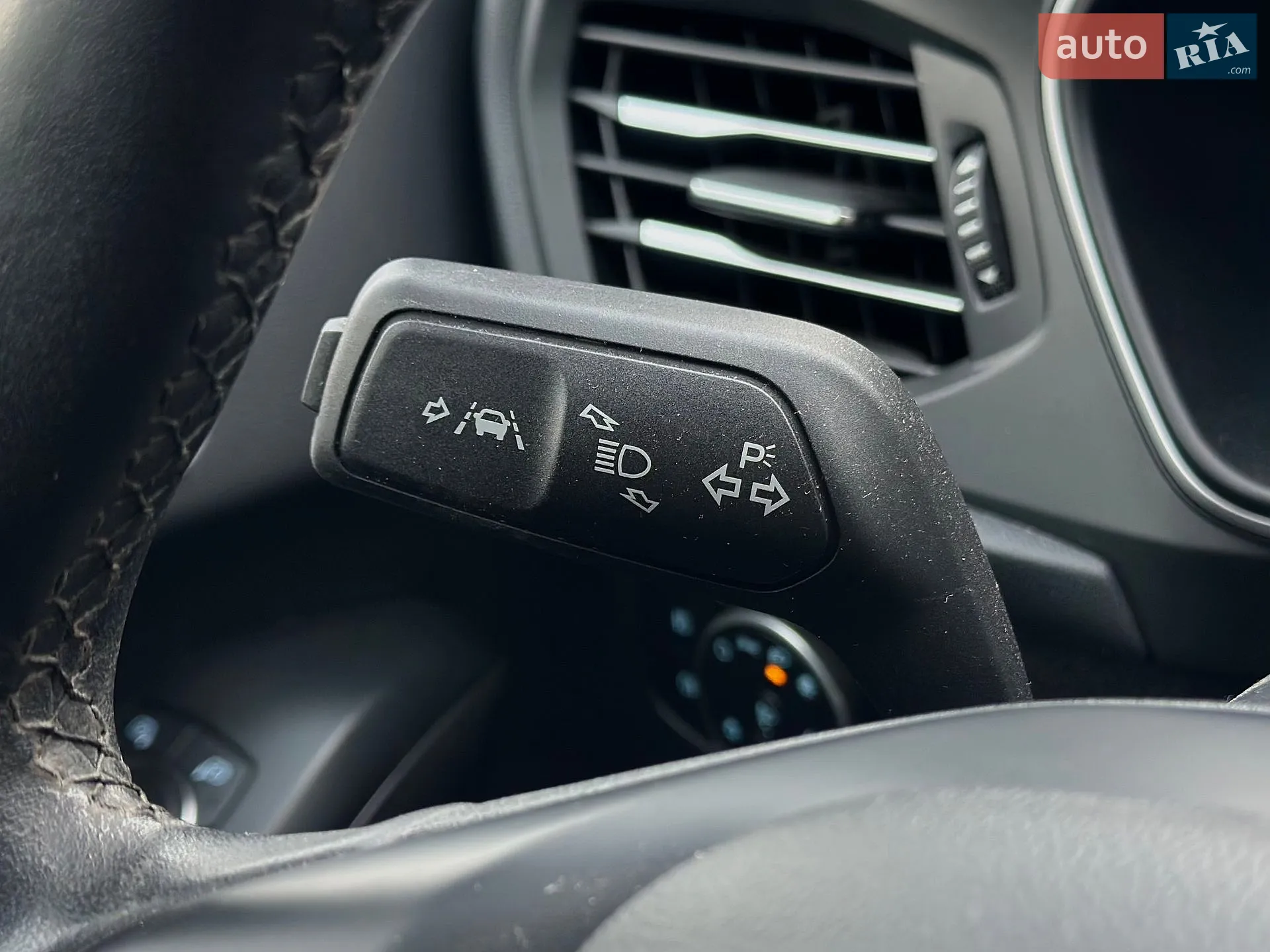 2020 Ford Focus - мініатюра 40