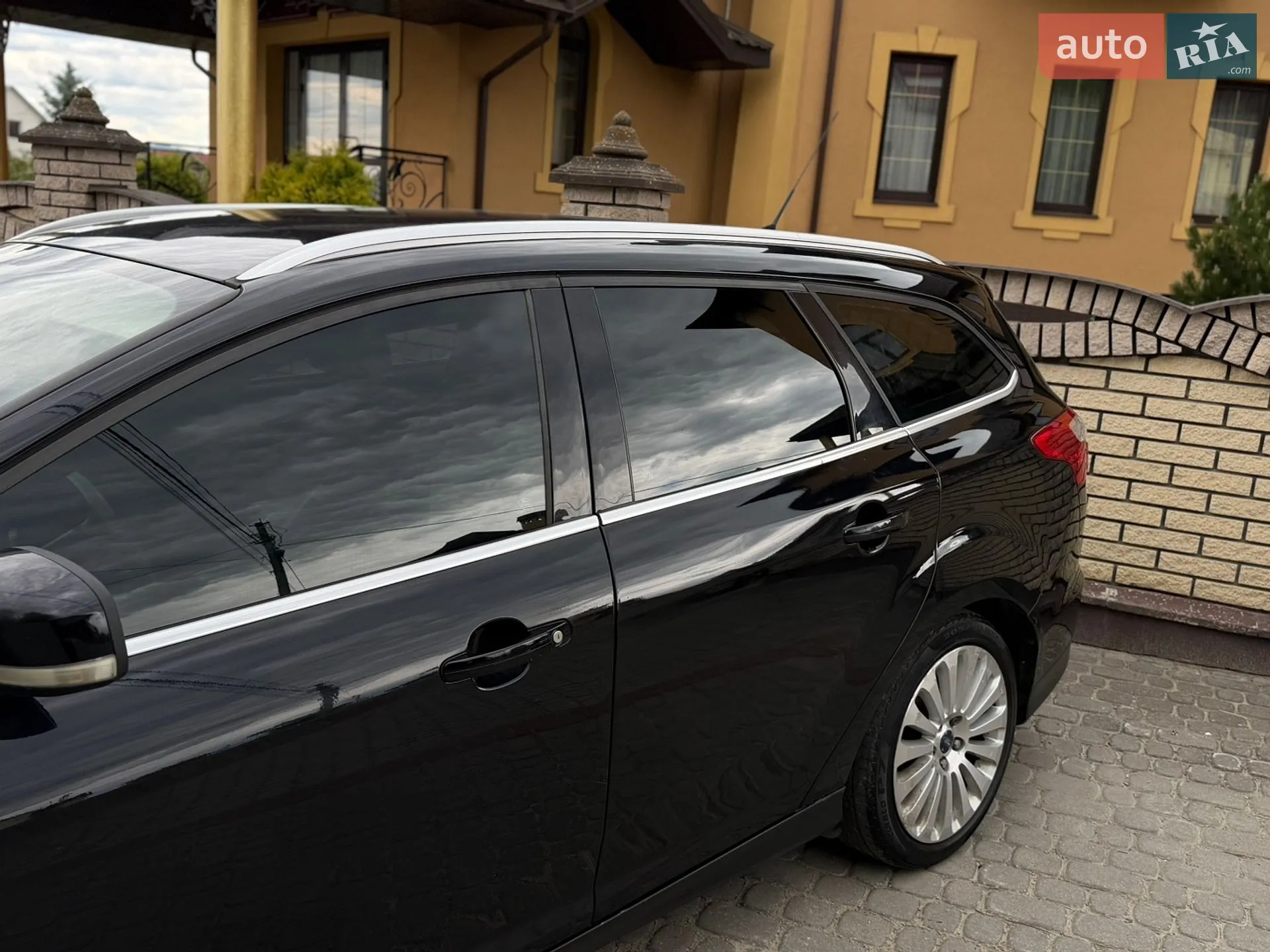 2011 Ford Focus - мініатюра 12
