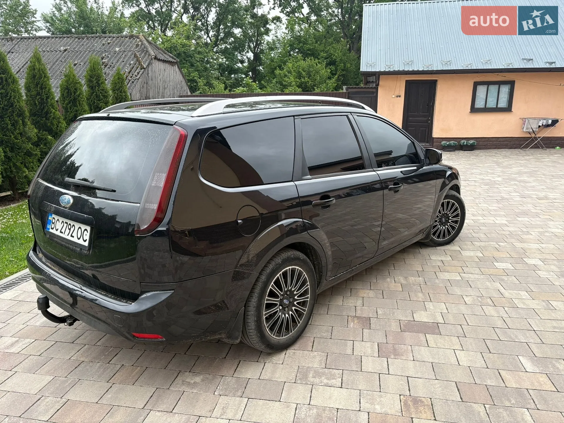 2010 Ford Focus - мініатюра 11