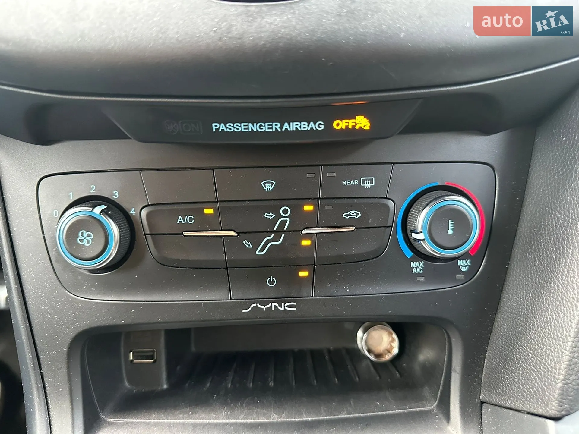 2017 Ford Focus - мініатюра 32