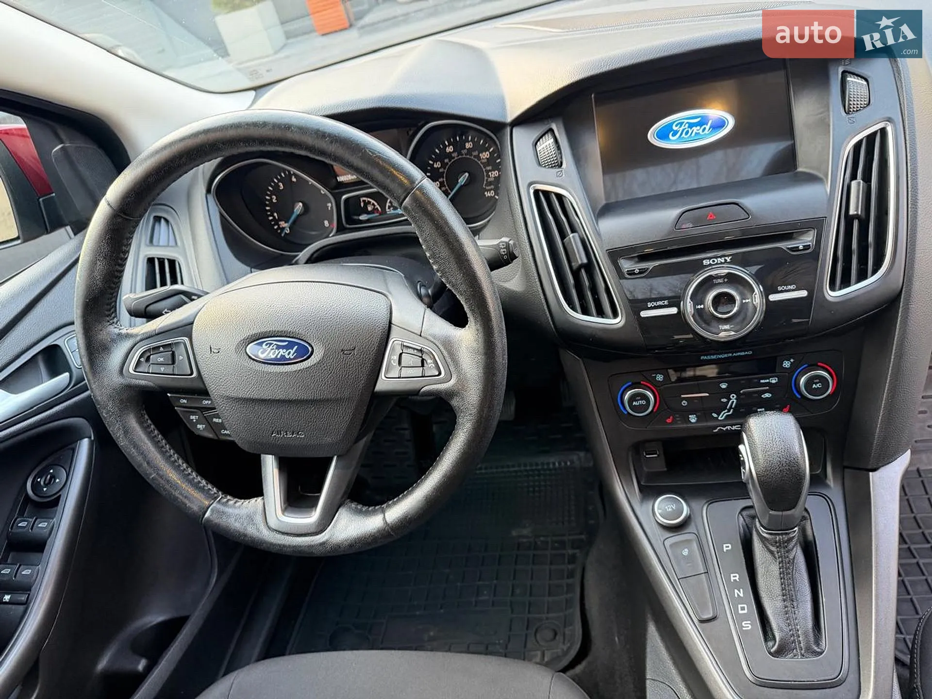 2017 Ford Focus - мініатюра 12