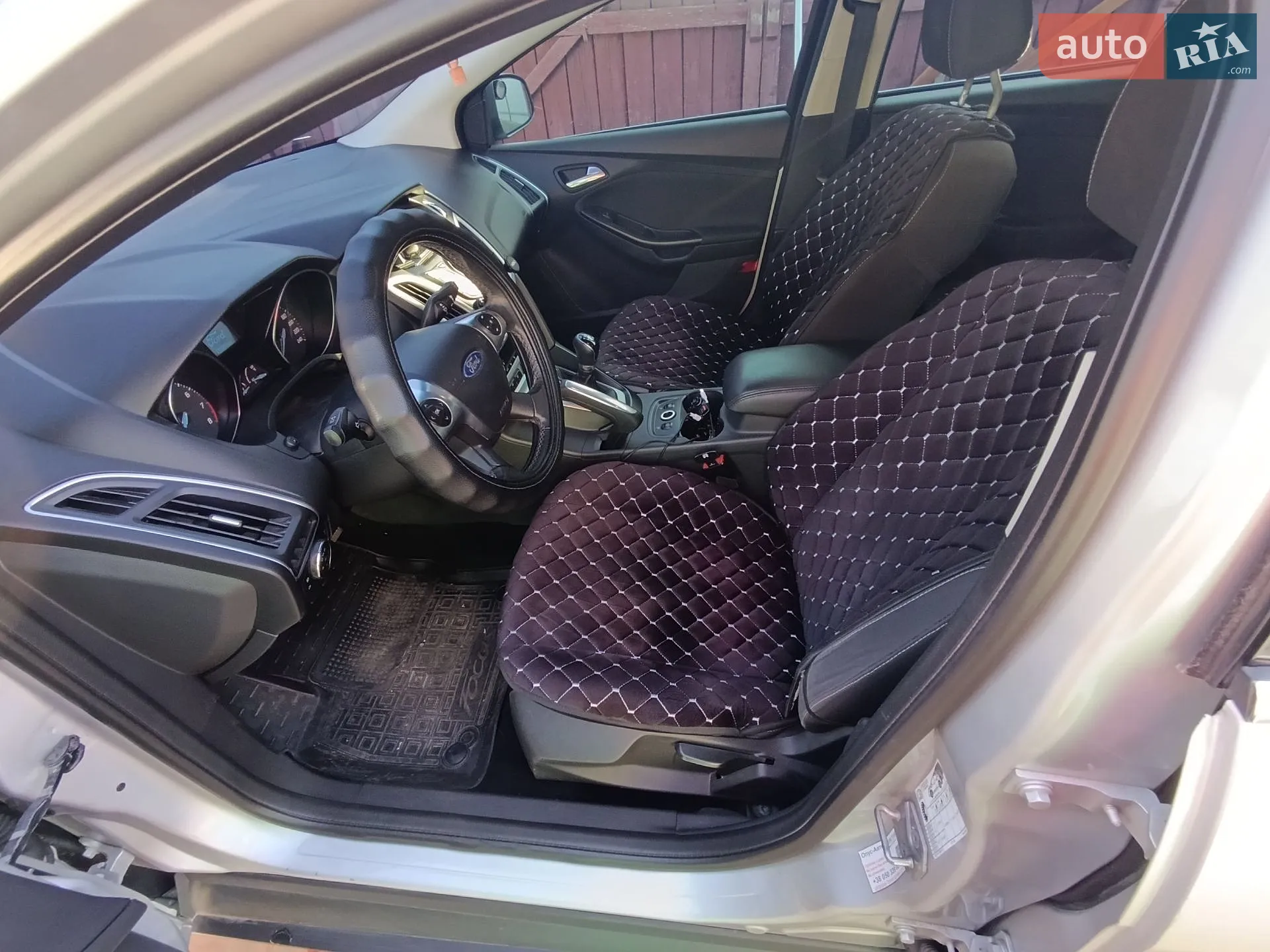 2011 Ford Focus - мініатюра 9