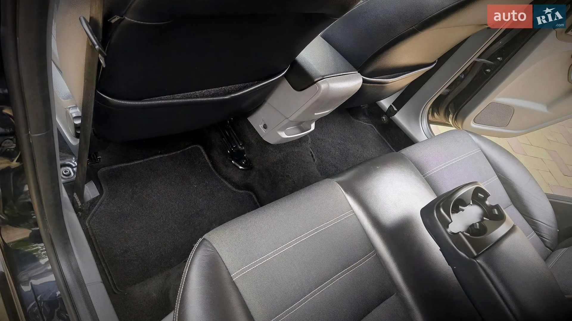 2017 Nissan Rogue - мініатюра 144