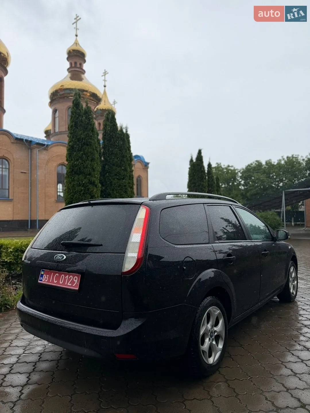 2010 Ford Focus - мініатюра 2