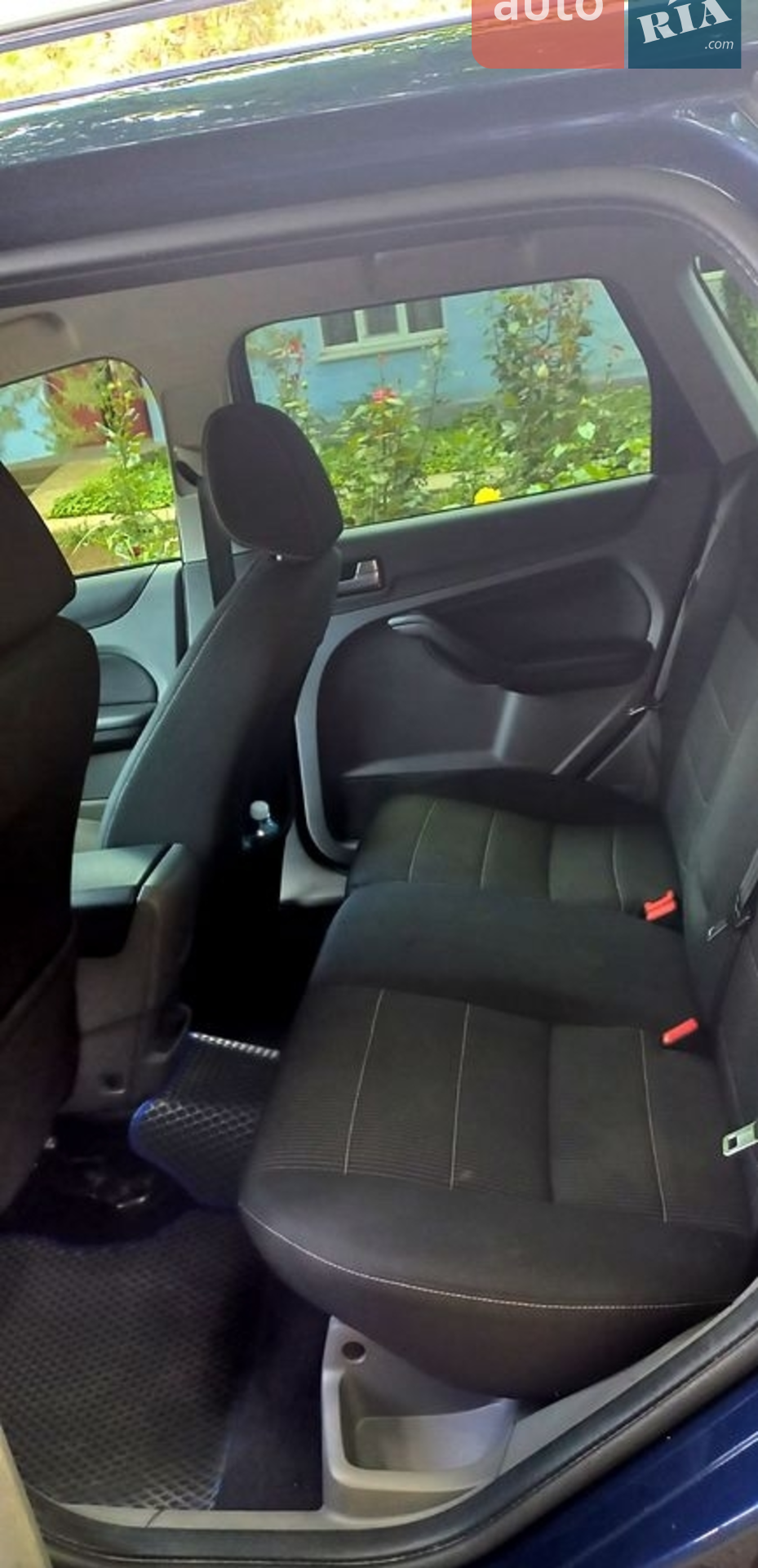 2010 Ford Focus - мініатюра 5
