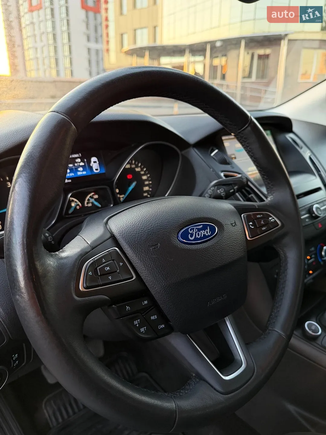 2016 Ford Focus - мініатюра 27