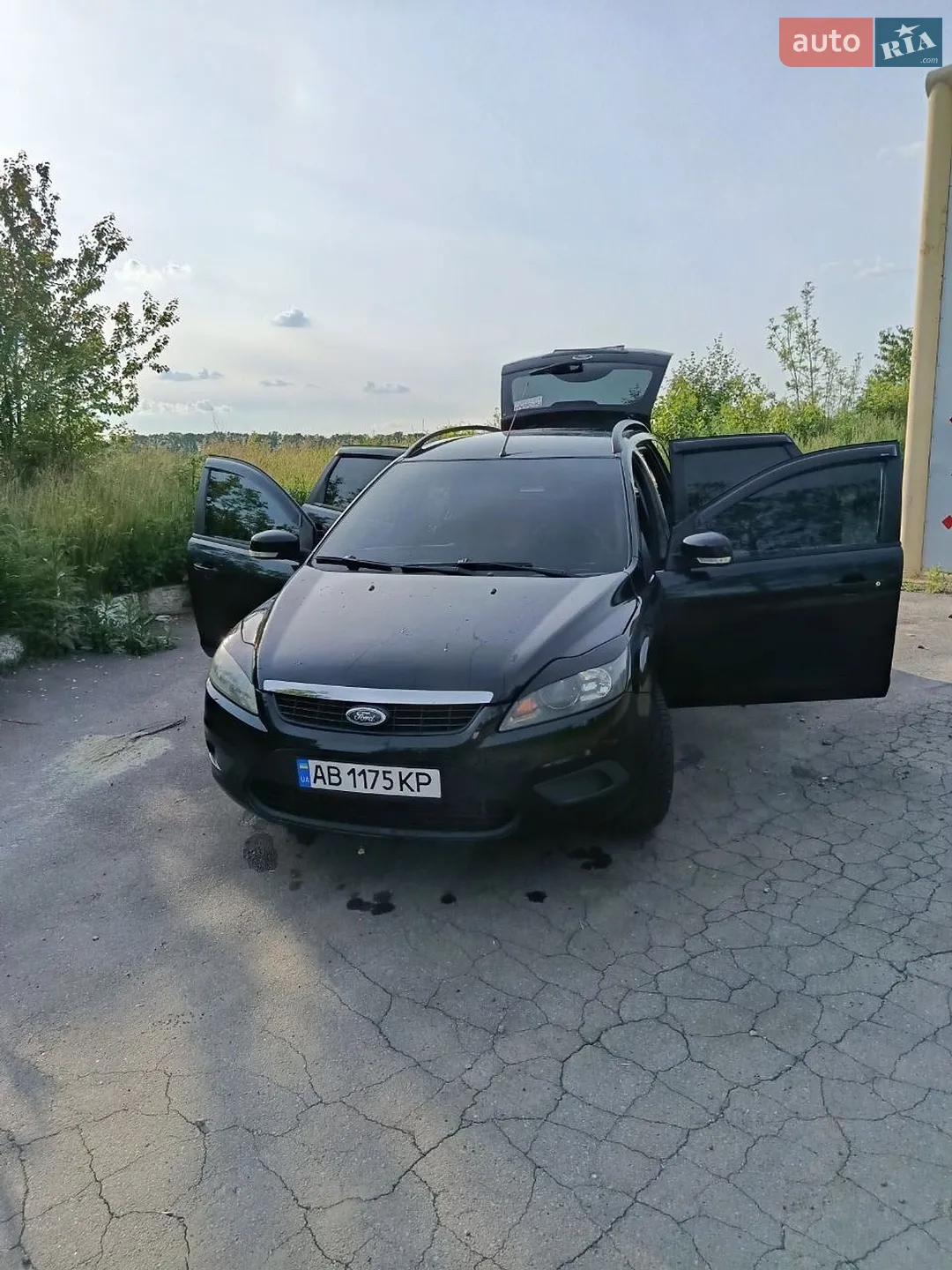 2010 Ford Focus - мініатюра 16