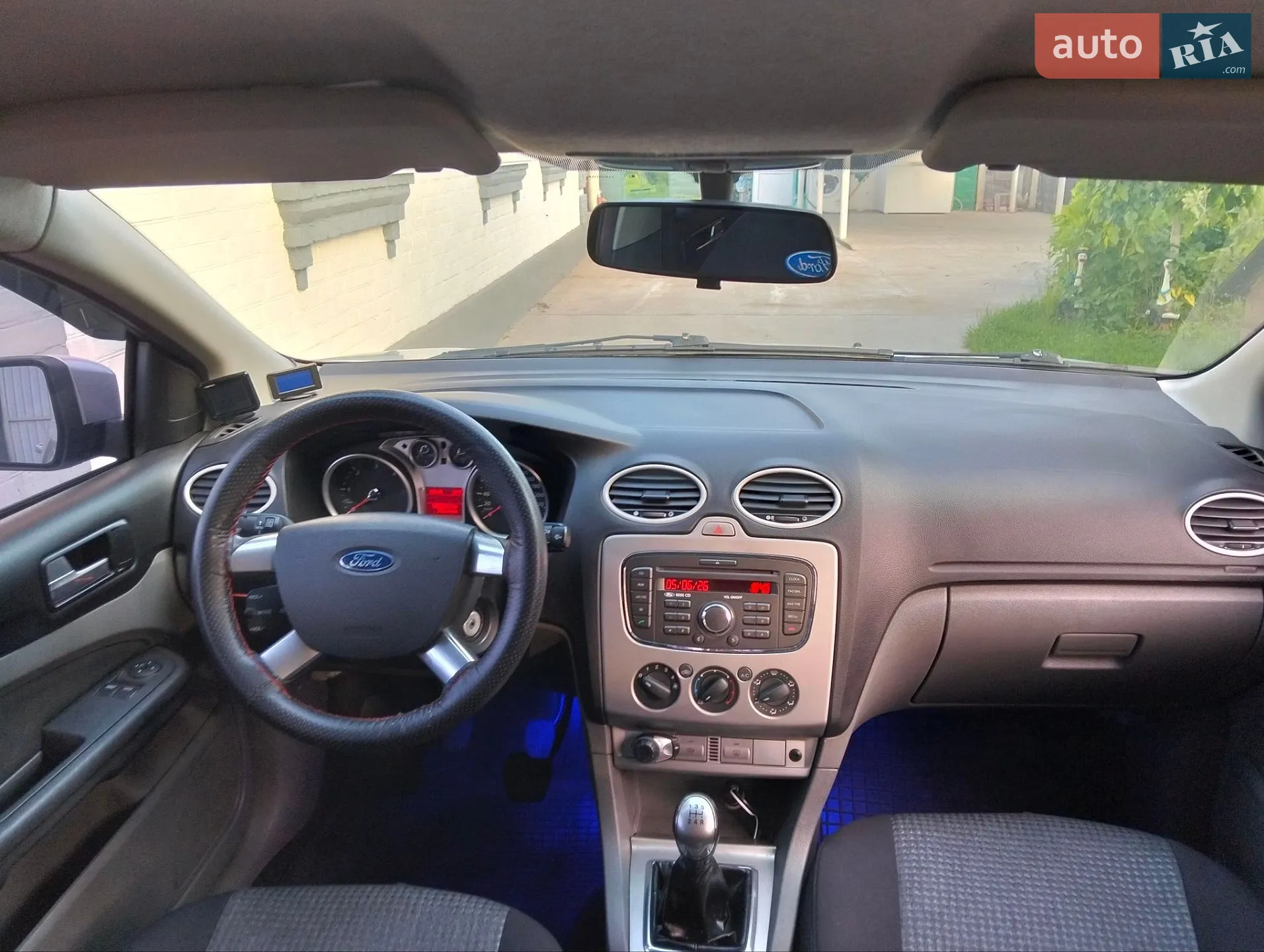 2010 Ford Focus - мініатюра 12