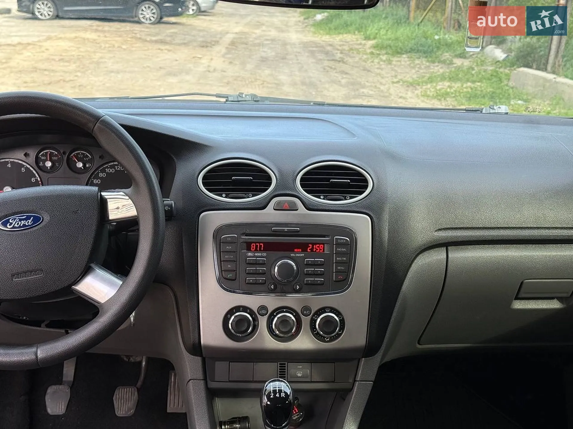 2010 Ford Focus - мініатюра 16